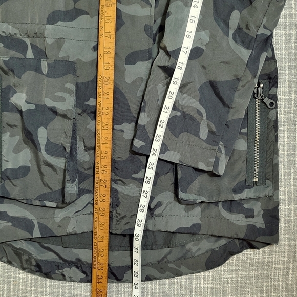 The Fillmore Anorak Jacket Parka Style Windbreaker Camo Grayish Green Women's M - Picture 9 of 15